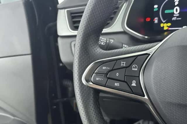 Renault Captur (2025) thumbnail 6