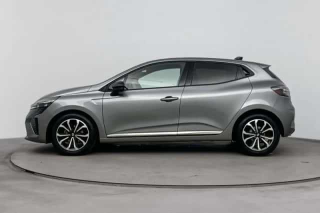 Renault Clio (2025) thumbnail 2