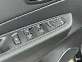 Renault Captur (2017) thumbnail 26
