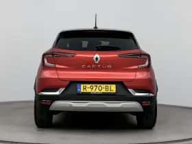 Renault Captur (2022) thumbnail 3