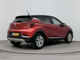 Renault Captur (2022) thumbnail 4
