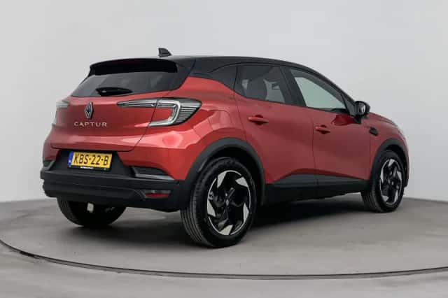 Renault Captur (2026) thumbnail 4