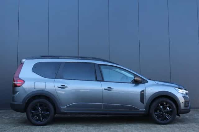 Dacia Jogger (2025) thumbnail 4