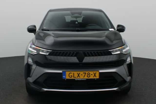 Renault Captur (2024) thumbnail 3