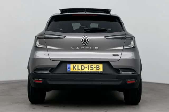 Renault Captur (2026) thumbnail 3