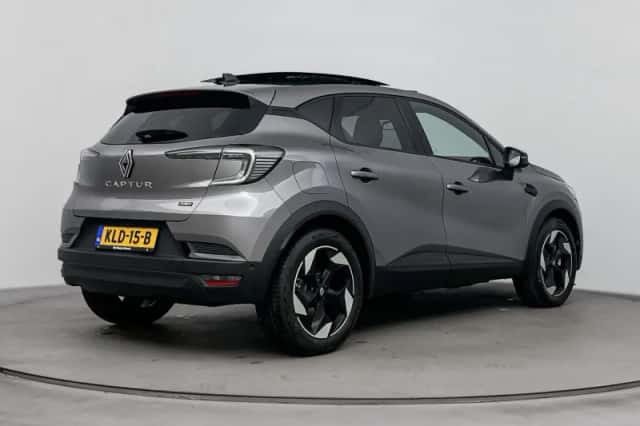 Renault Captur (2026) thumbnail 4