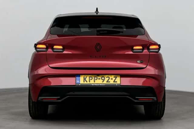 Renault Clio (2026) thumbnail 3