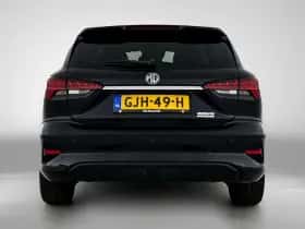 MG MG5 (2022) thumbnail 3
