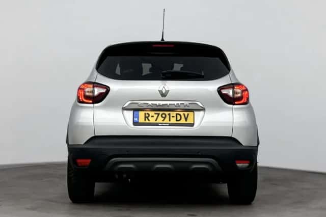 Renault Captur (2019) thumbnail 3