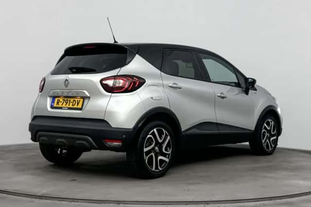 Renault Captur (2019) thumbnail 4
