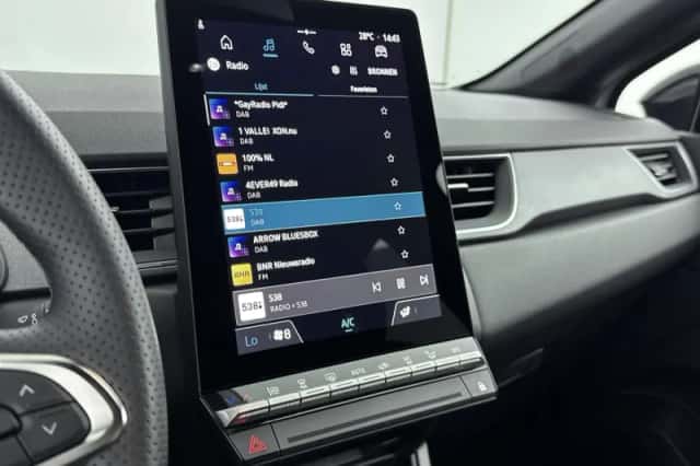 Renault Captur (2025) thumbnail 6