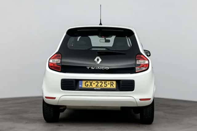 Renault Twingo (2015) thumbnail 3