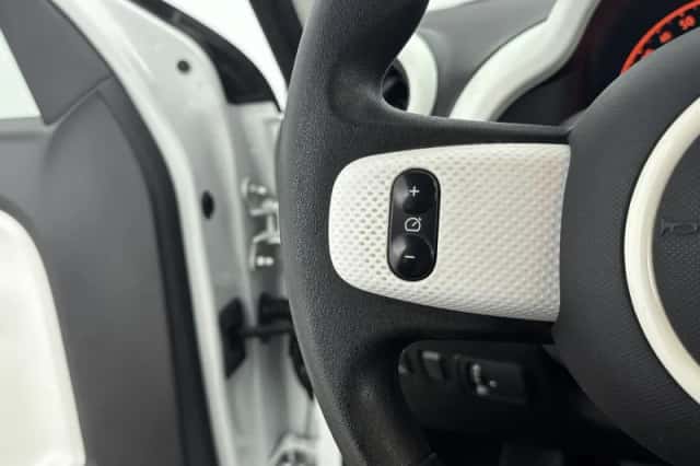 Renault Twingo (2015) thumbnail 6