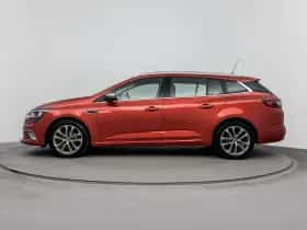 Renault Mégane (2019) thumbnail 2