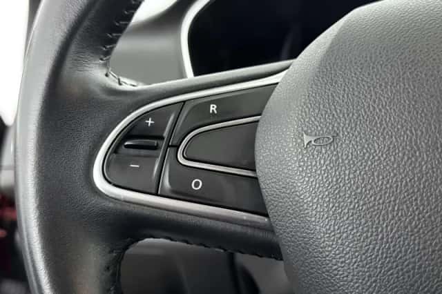 Renault Mégane (2019) thumbnail 6