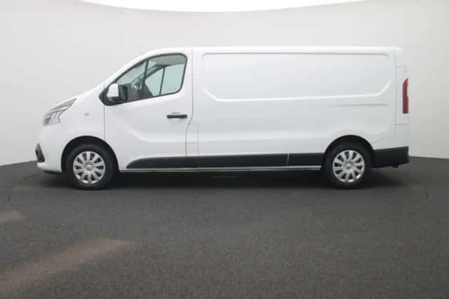 Renault Trafic (2021) thumbnail 4