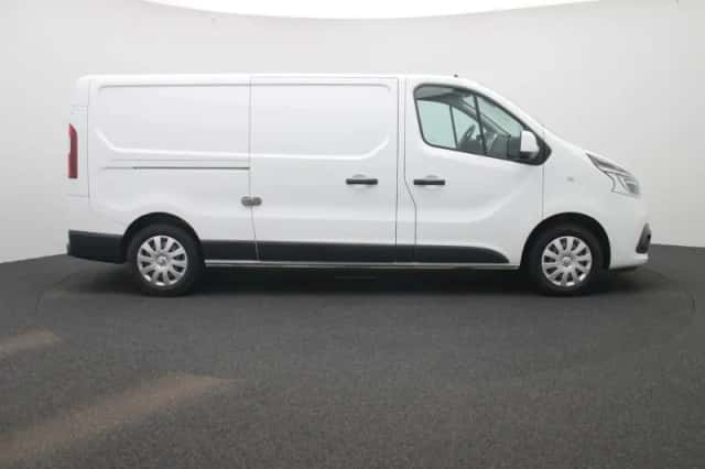 Renault Trafic (2021) thumbnail 6