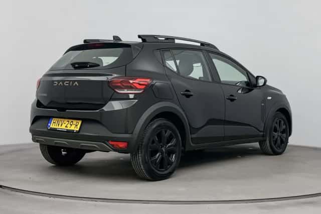 Dacia Sandero Stepway (2025) thumbnail 4