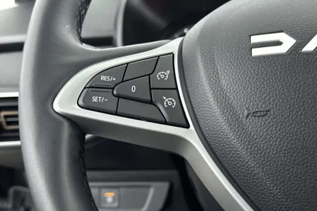 Dacia Sandero Stepway (2025) thumbnail 6