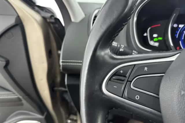 Renault Grand Scénic (2018) thumbnail 6