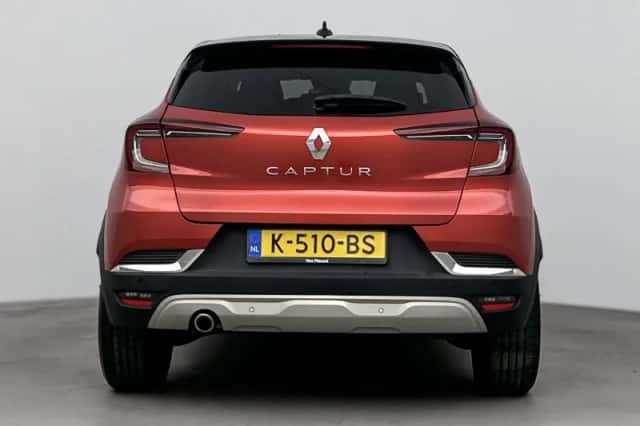 Renault Captur (2020) thumbnail 3