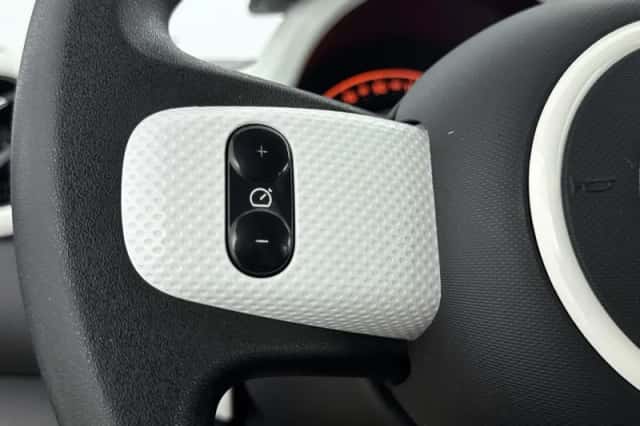 Renault Twingo (2016) thumbnail 6