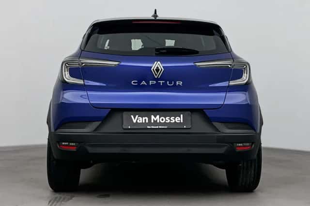 Renault Captur (2025) thumbnail 3