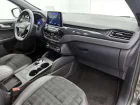 Ford Kuga (2021) thumbnail 23