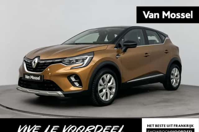 Renault Captur (2022) thumbnail 1