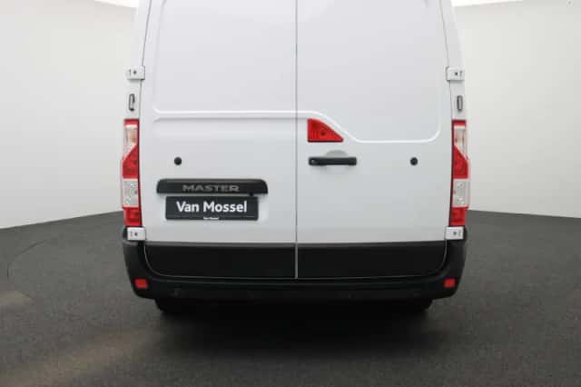 Renault Master (2023) thumbnail 5