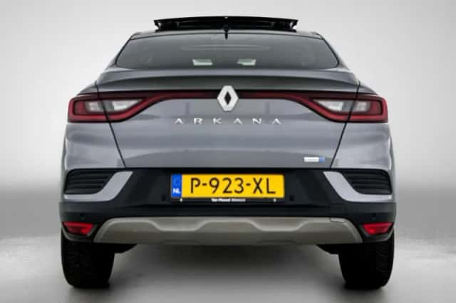 Renault Arkana (2022) thumbnail 3