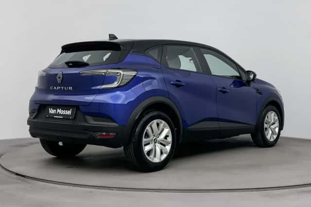 Renault Captur (2025) thumbnail 4