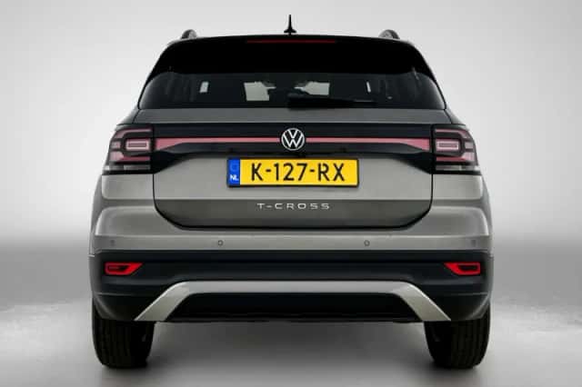 Volkswagen T-Cross (2021) thumbnail 3