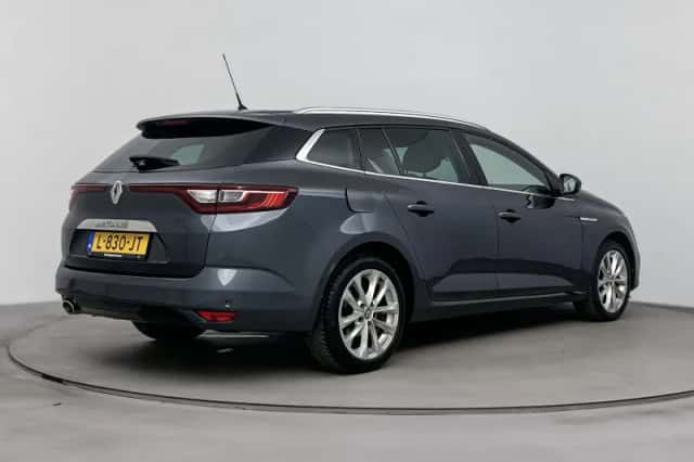 Renault Mégane (2019) thumbnail 4