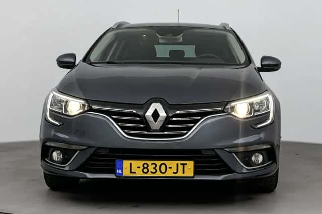 Renault Mégane (2019) thumbnail 5