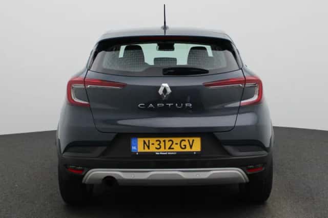 Renault Captur (2020) thumbnail 5
