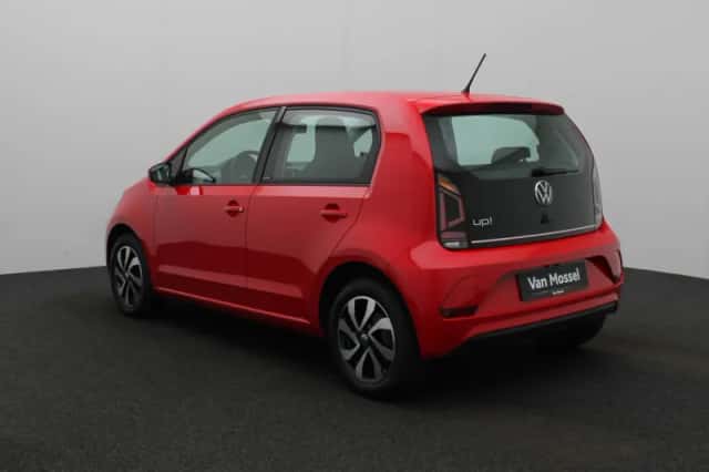 Volkswagen Up! (2021) thumbnail 2