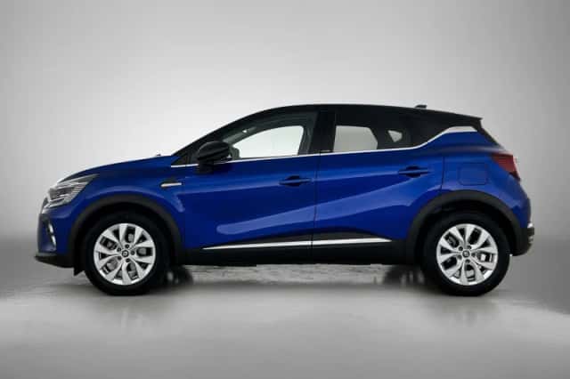 Renault Captur (2021) thumbnail 2
