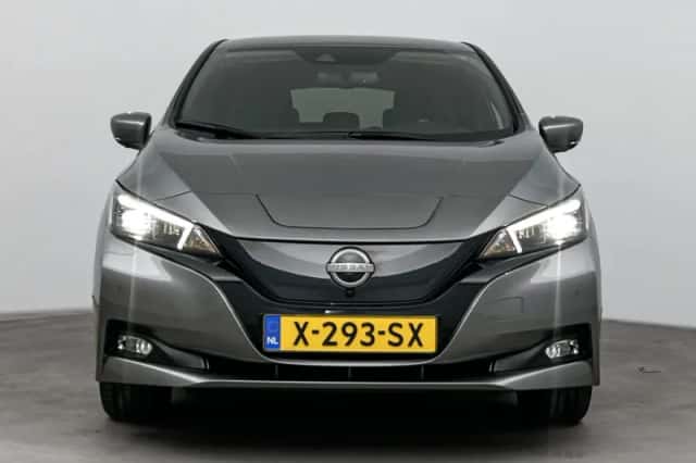 Nissan Leaf (2024) thumbnail 5