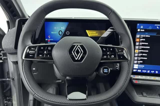 Renault Mégane E-Tech (2025) thumbnail 6