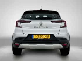 Renault Captur (2023) thumbnail 3
