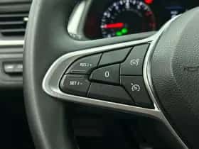 Renault Captur (2023) thumbnail 6