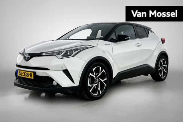 Toyota C-HR (2017) thumbnail 1