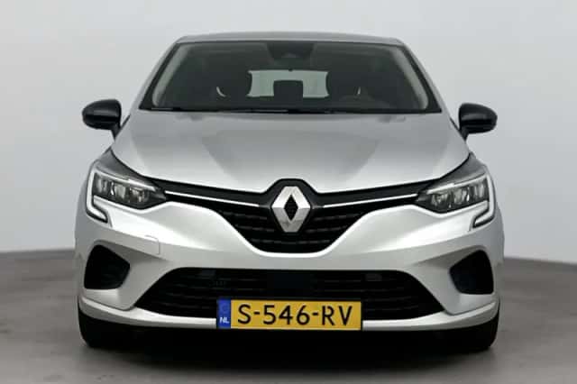 Renault Clio (2023) thumbnail 5
