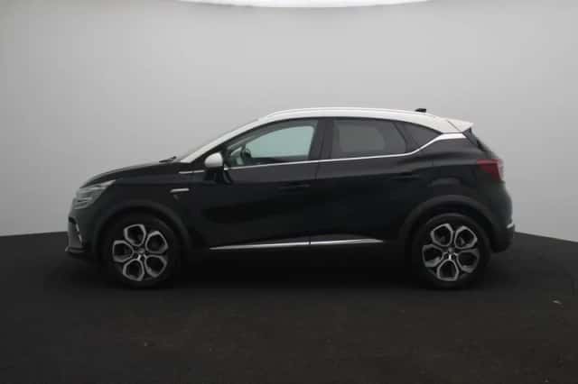 Renault Captur (2022) thumbnail 4