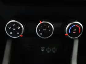 Renault Clio (2022) thumbnail 19