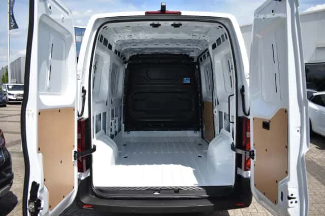 Renault Master (2025) thumbnail 5