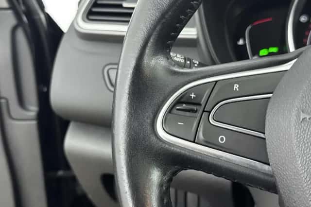 Renault Kadjar (2017) thumbnail 6