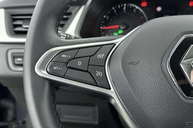Renault Captur (2020) thumbnail 6