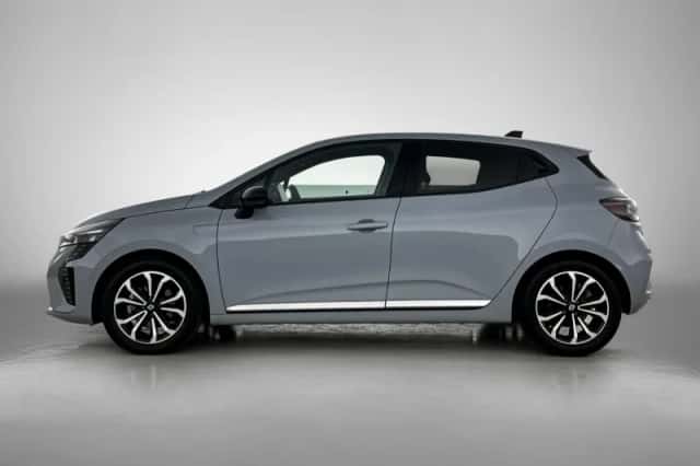 Renault Clio (2025) thumbnail 2